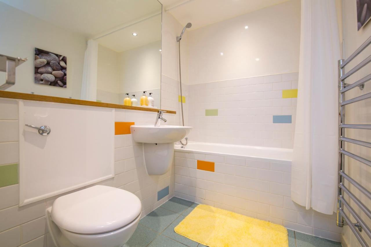 Newcastle City Centre Apartment Ideal For Holiday, Contractors, Quarantining Экстерьер фото