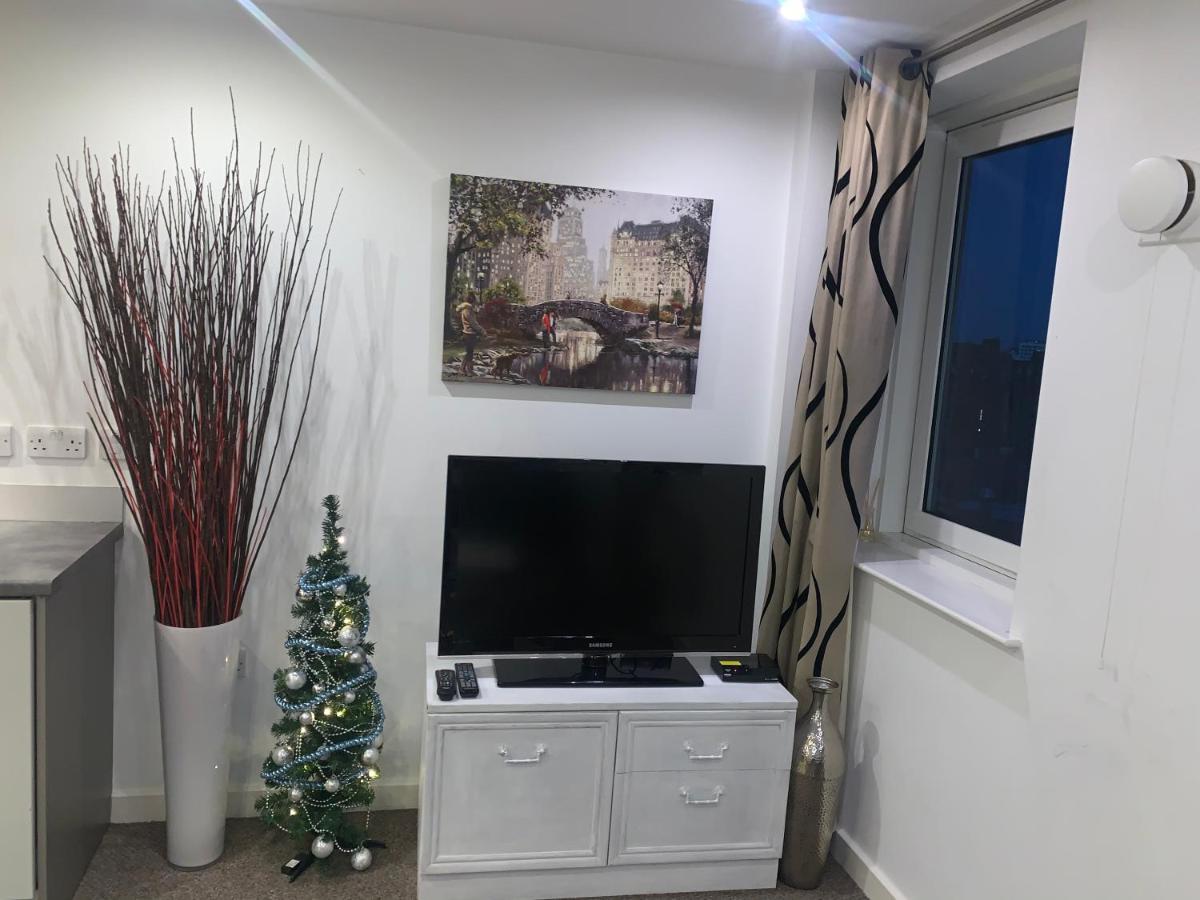 Newcastle City Centre Apartment Ideal For Holiday, Contractors, Quarantining Экстерьер фото